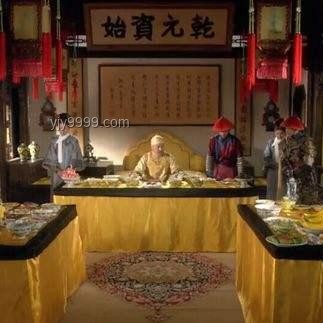 活鸭高价与烤鸭低价之谜：行业深度洞察